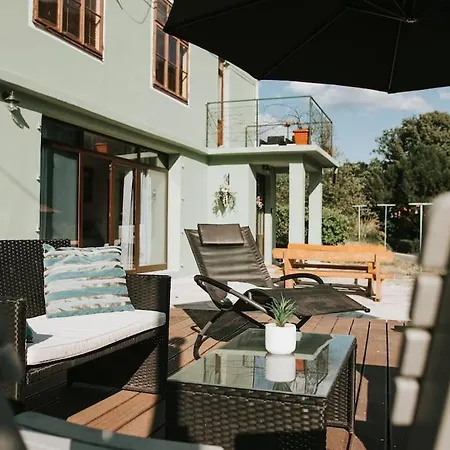 Holiday home 22 - The Old Workshop With Fired Wood Hot Tub
