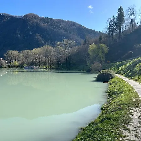 22 - The Old Workshop With Fired Wood Hot Tub Tolmin