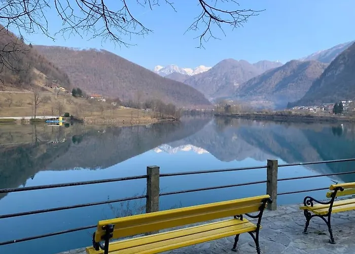 Casa vacanze 22 - The Old Workshop With Fired Wood Hot Tub Tolmin