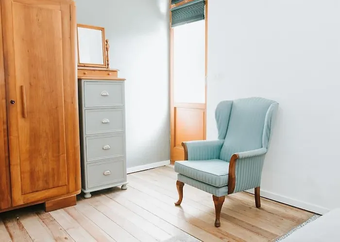 Prázdninový dům 22 - The Old Workshop With Fired Wood Hot Tub *