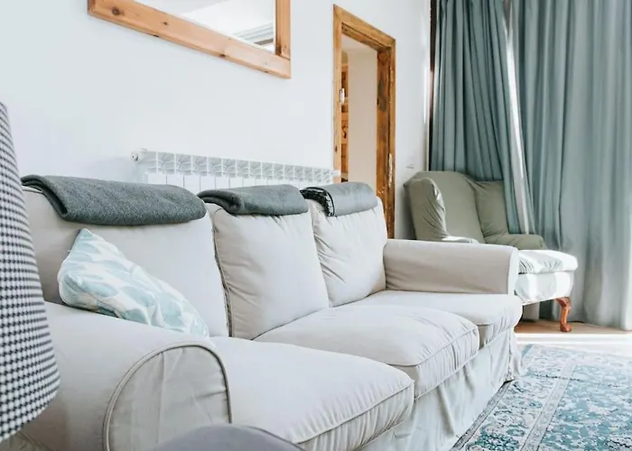 22 - The Old Workshop With Fired Wood Hot Tub トールミン